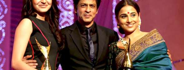 Vidya Sharukh and Anushka at Apsara