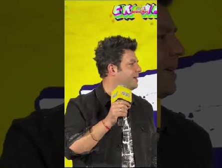 Bollywood Update: #VarunSharma at Fukrey 3 trailer launch. #ytshorts #trending #paparazzi